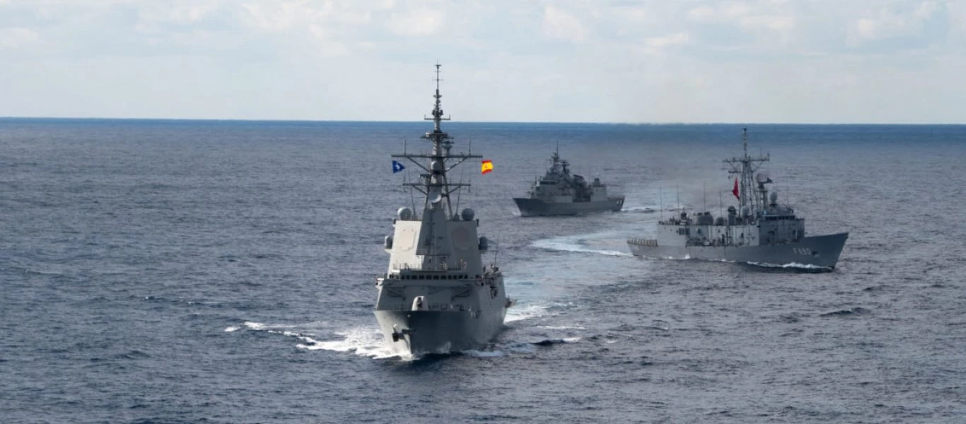 Εντυπωσιακές εικόνες από την συνεκπαίδευση μονάδων ΠΝ και αεροσκαφών ΠΑ με την SNMG 2 (φώτο-βίντεο)